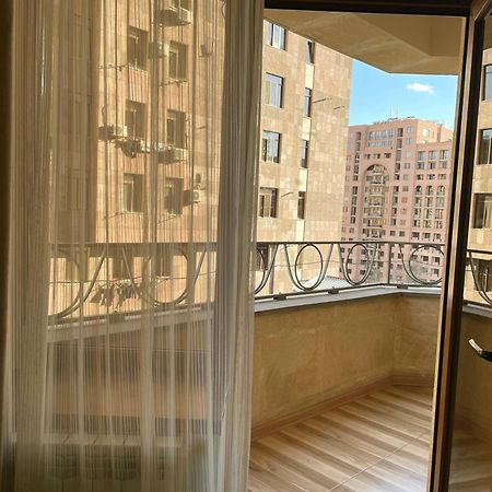 Arami Apartment Γιερεβάν Εξωτερικό φωτογραφία