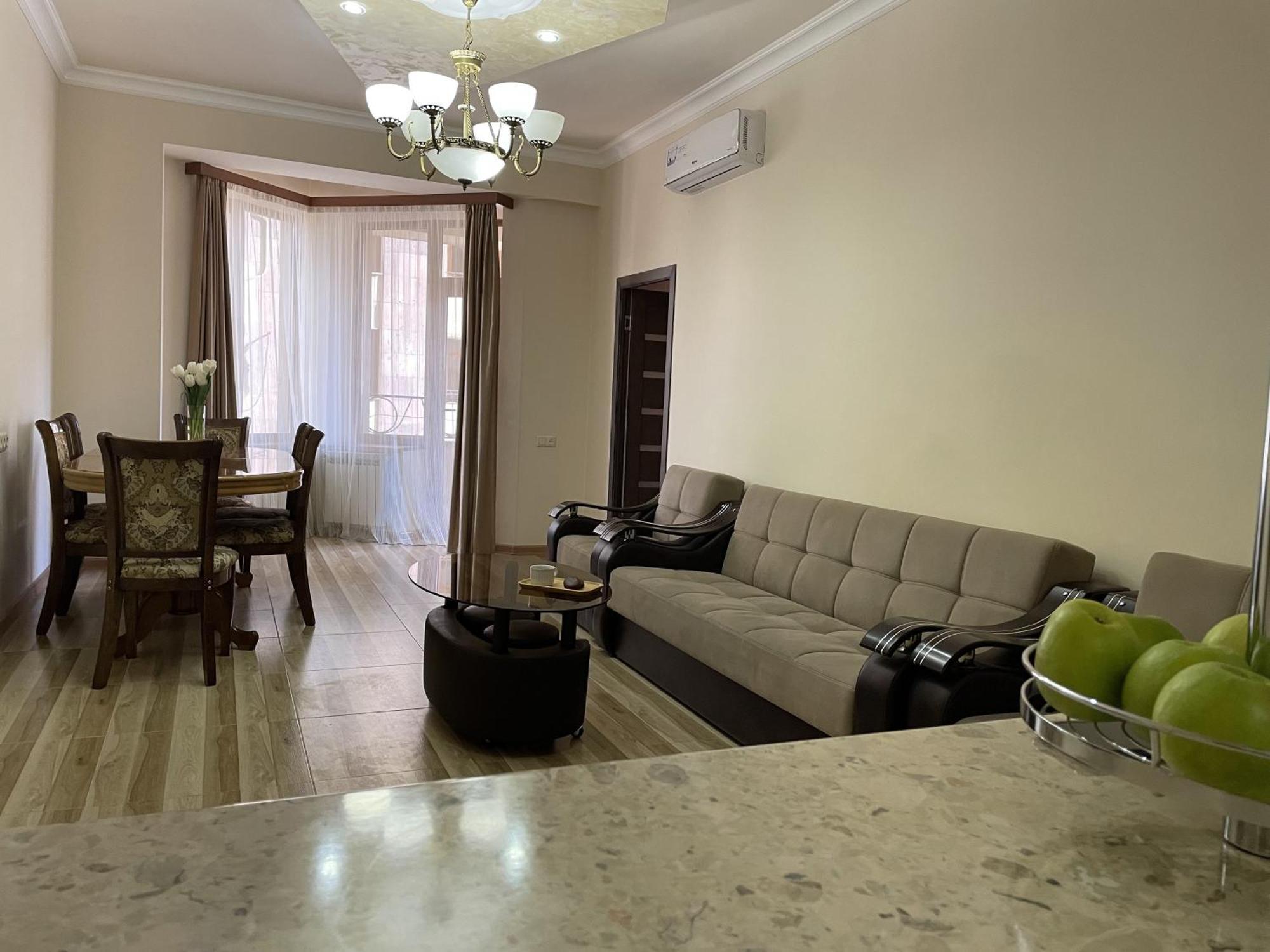 Arami Apartment Γιερεβάν Εξωτερικό φωτογραφία